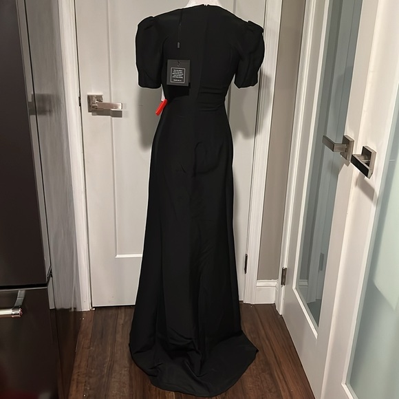 Mac Duggal leena Rhinestone Cutout Sheath Gown Size 8 NWT - Picture 5 of 5